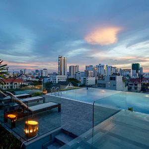 Dana Residence